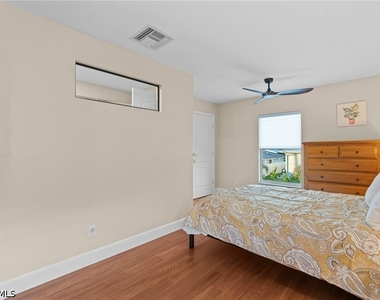 523 103rd Avenue N - Photo Thumbnail 18