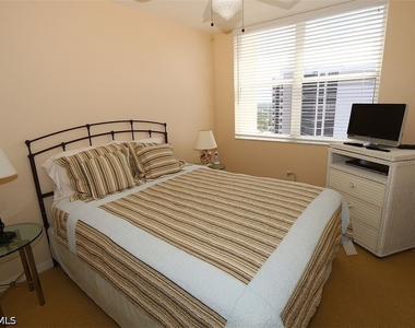 5550 Heron Point Drive - Photo Thumbnail 19