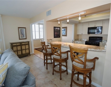 5550 Heron Point Drive - Photo Thumbnail 12