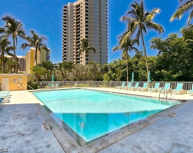 5550 Heron Point Drive - Photo Thumbnail 23