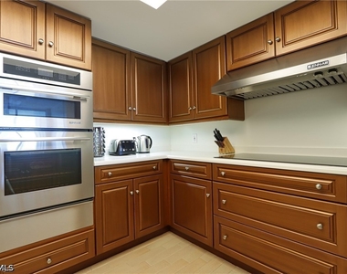 60 Seagate Drive - Photo Thumbnail 9