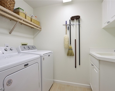 60 Seagate Drive - Photo Thumbnail 24