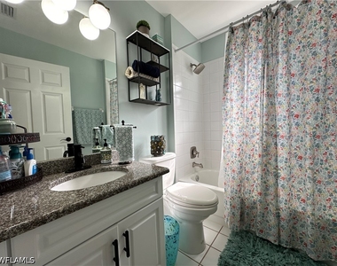 241 Robin Hood Circle - Photo Thumbnail 12