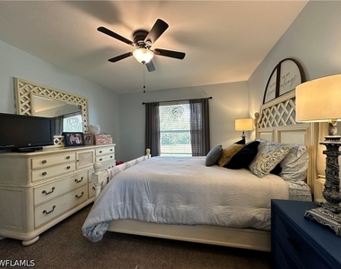 241 Robin Hood Circle - Photo Thumbnail 9