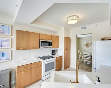 2230 Arielle Drive - Photo Thumbnail 16