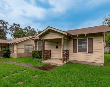 700 Gray Street - Photo Thumbnail 1