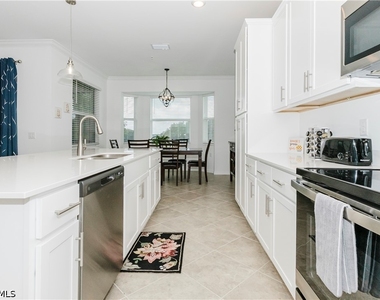 6034 National Boulevard - Photo Thumbnail 4