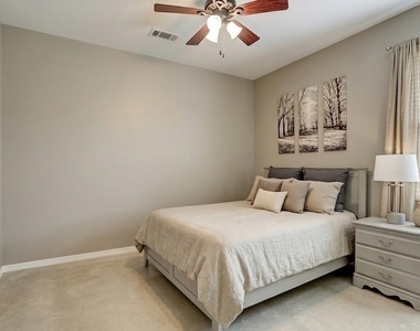 7007 Fall Creek Lane - Photo Thumbnail 3