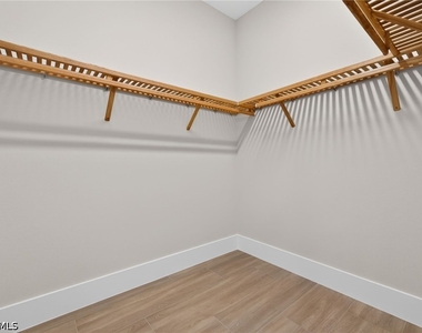 9712 Moonflower Lane - Photo Thumbnail 23
