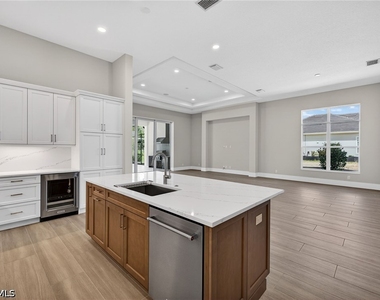 9712 Moonflower Lane - Photo Thumbnail 16