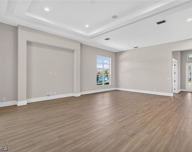 9712 Moonflower Lane - Photo Thumbnail 5