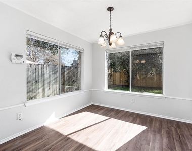 3423 Nutwood Lane - Photo Thumbnail 7