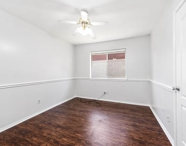 3423 Nutwood Lane - Photo Thumbnail 14