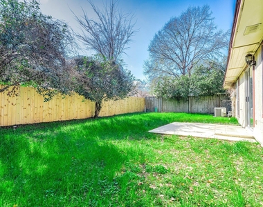 3423 Nutwood Lane - Photo Thumbnail 18
