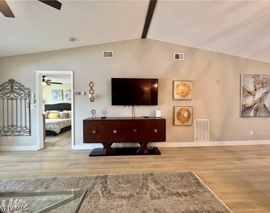 1120 Sarah Jean Circle - Photo Thumbnail 7