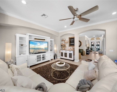 14321 Manchester Drive - Photo Thumbnail 6