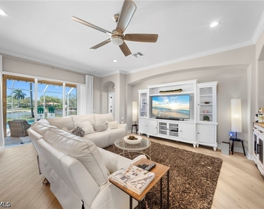 14321 Manchester Drive - Photo Thumbnail 7