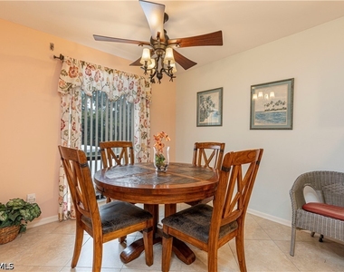 4410 Chantelle Drive - Photo Thumbnail 3