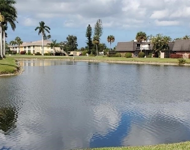 4410 Chantelle Drive - Photo Thumbnail 19