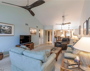 4410 Chantelle Drive - Photo Thumbnail 24