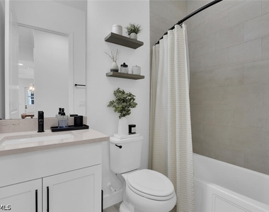 7242 Saona Court - Photo Thumbnail 12