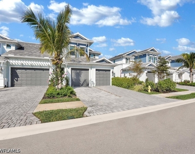 2561 Seychelles Drive - Photo Thumbnail 21