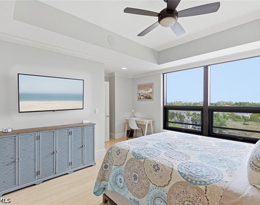 9123 Strada Place - Photo Thumbnail 11