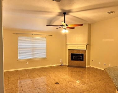 3115 Candle Pond Lane - Photo Thumbnail 1
