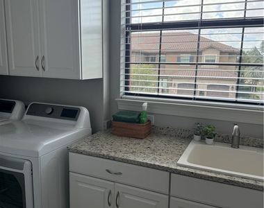 8765 Bellano Court - Photo Thumbnail 14