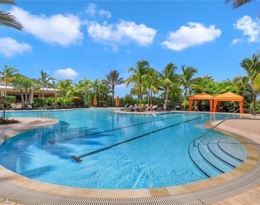 8765 Bellano Court - Photo Thumbnail 16