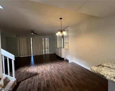 5365 Cove Circle - Photo Thumbnail 13