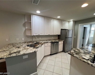 5365 Cove Circle - Photo Thumbnail 18