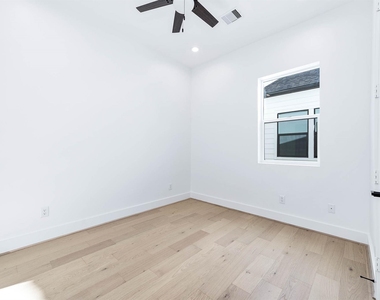 3805 Coyle Street - Photo Thumbnail 33