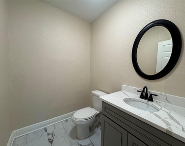 6645 Lodge Street - Photo Thumbnail 4
