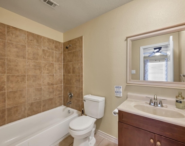 125 Pine Street - Photo Thumbnail 29