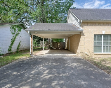 125 Pine Street - Photo Thumbnail 5