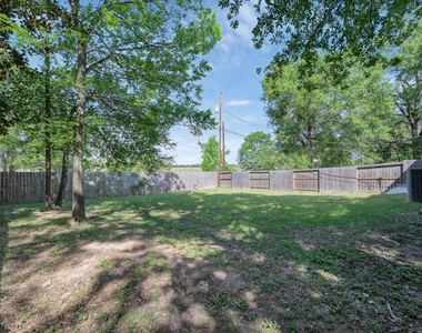 125 Pine Street - Photo Thumbnail 1