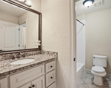 536 Stephen F Austin Drive - Photo Thumbnail 27