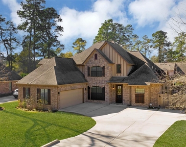 536 Stephen F Austin Drive - Photo Thumbnail 2