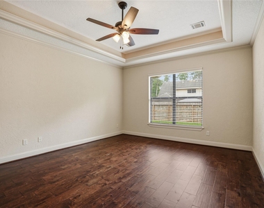 536 Stephen F Austin Drive - Photo Thumbnail 31