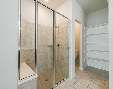 16911 Lagos Lane - Photo Thumbnail 27