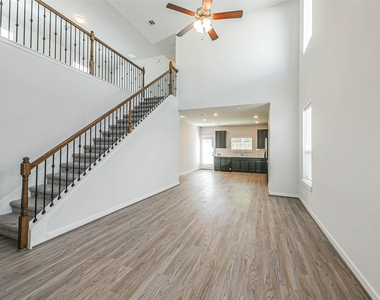 16911 Lagos Lane - Photo Thumbnail 9