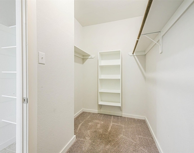 16911 Lagos Lane - Photo Thumbnail 26