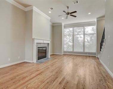 9133 Creekstone Lake Drive - Photo Thumbnail 5