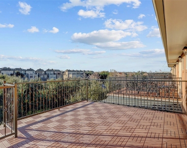 9133 Creekstone Lake Drive - Photo Thumbnail 25