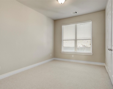 9133 Creekstone Lake Drive - Photo Thumbnail 20
