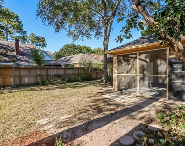6031 Spring Creek Lane - Photo Thumbnail 14