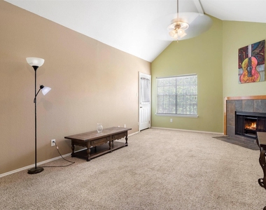 10630 Westbrae Parkway - Photo Thumbnail 2