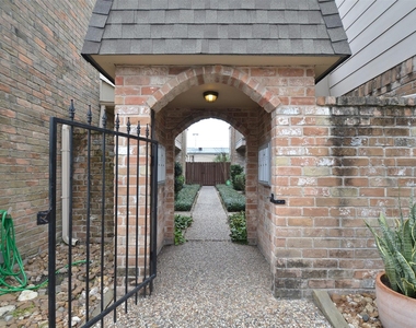 5524 Beverlyhill Street - Photo Thumbnail 41
