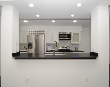 5524 Beverlyhill Street - Photo Thumbnail 5
